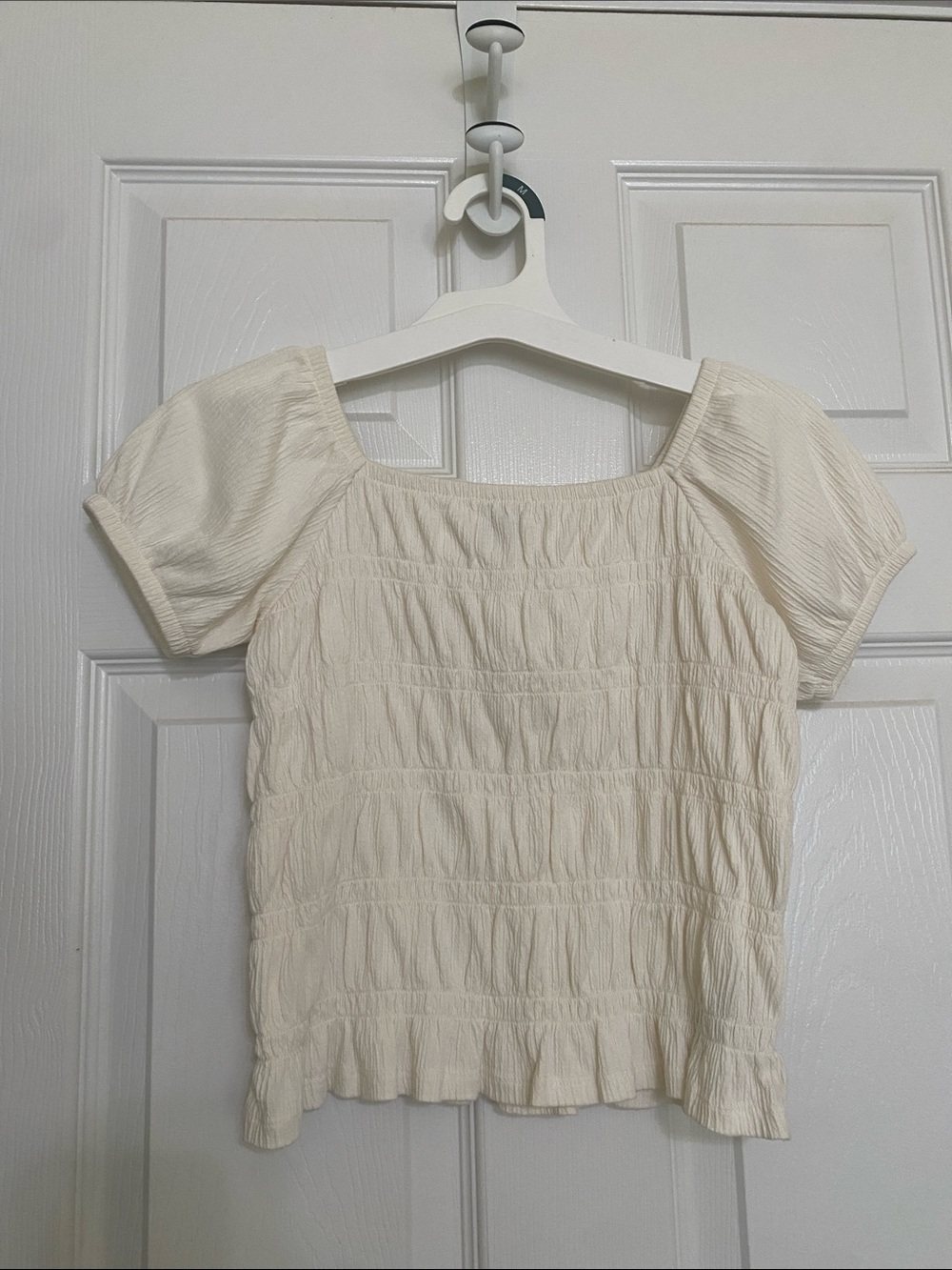 Old Navy White Short Sleeve Top